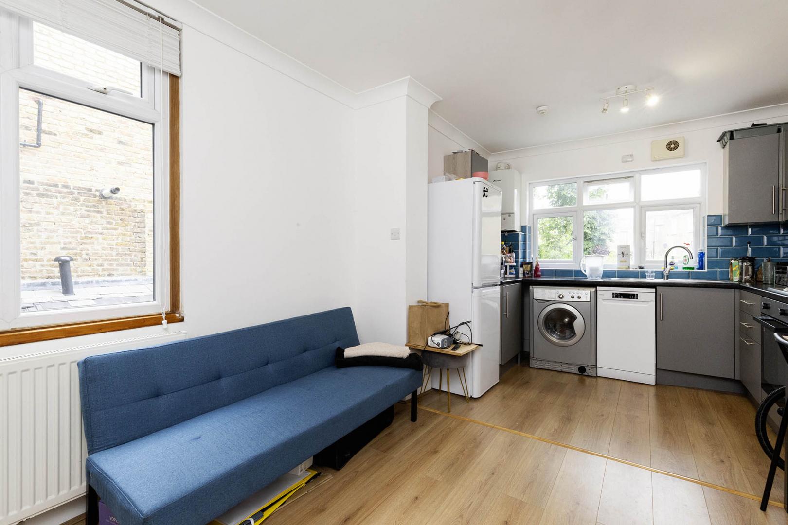 Stunning Sharers Apartment Kilburn Lane, Queens Park
